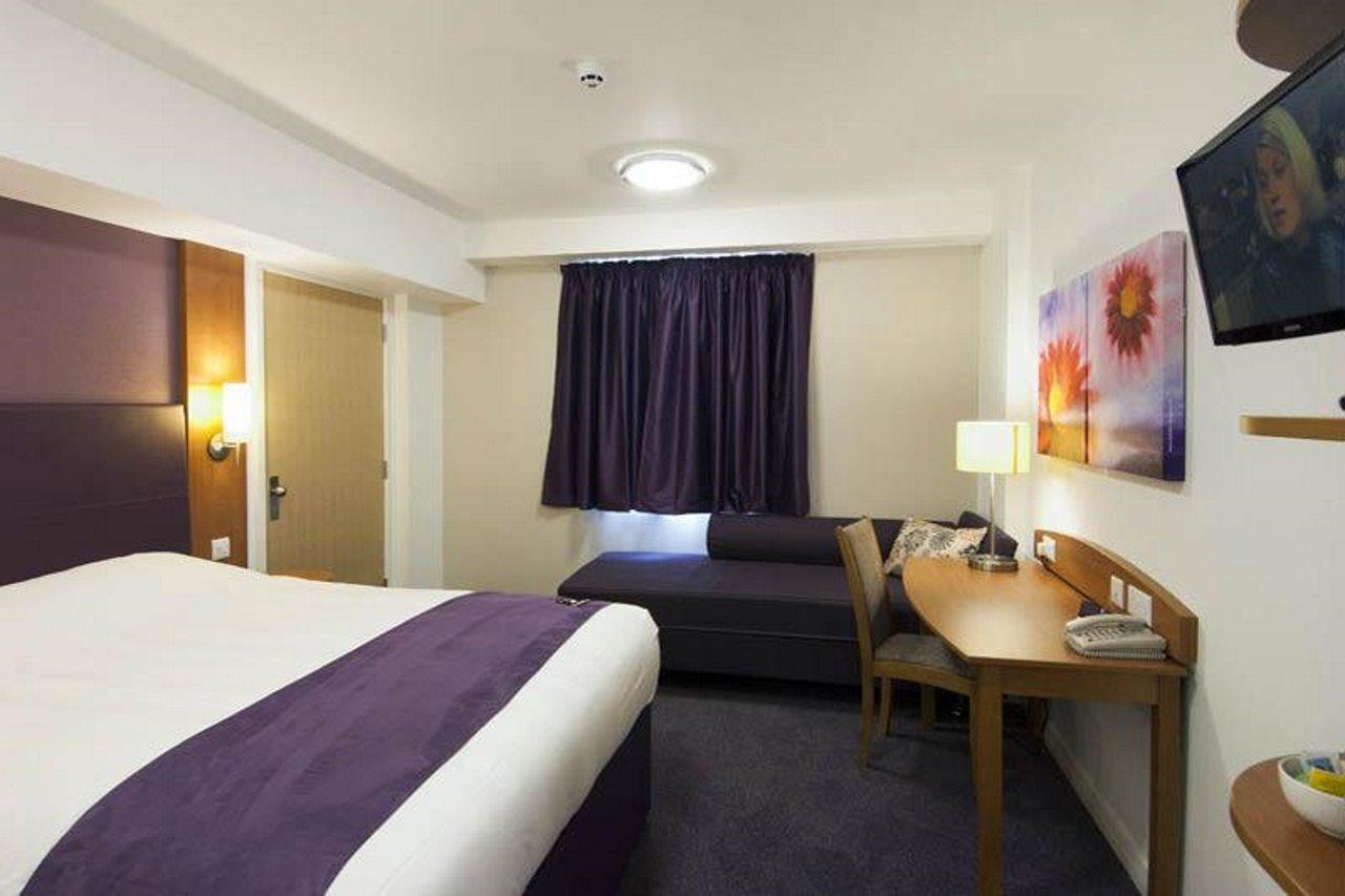Premier Inn Glenrothes Exteriör bild